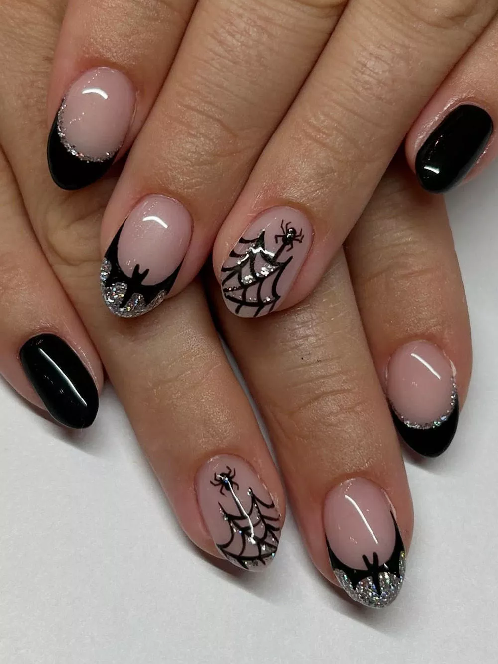 Image for 10 Cute and Spooky Nail Designs for Halloween