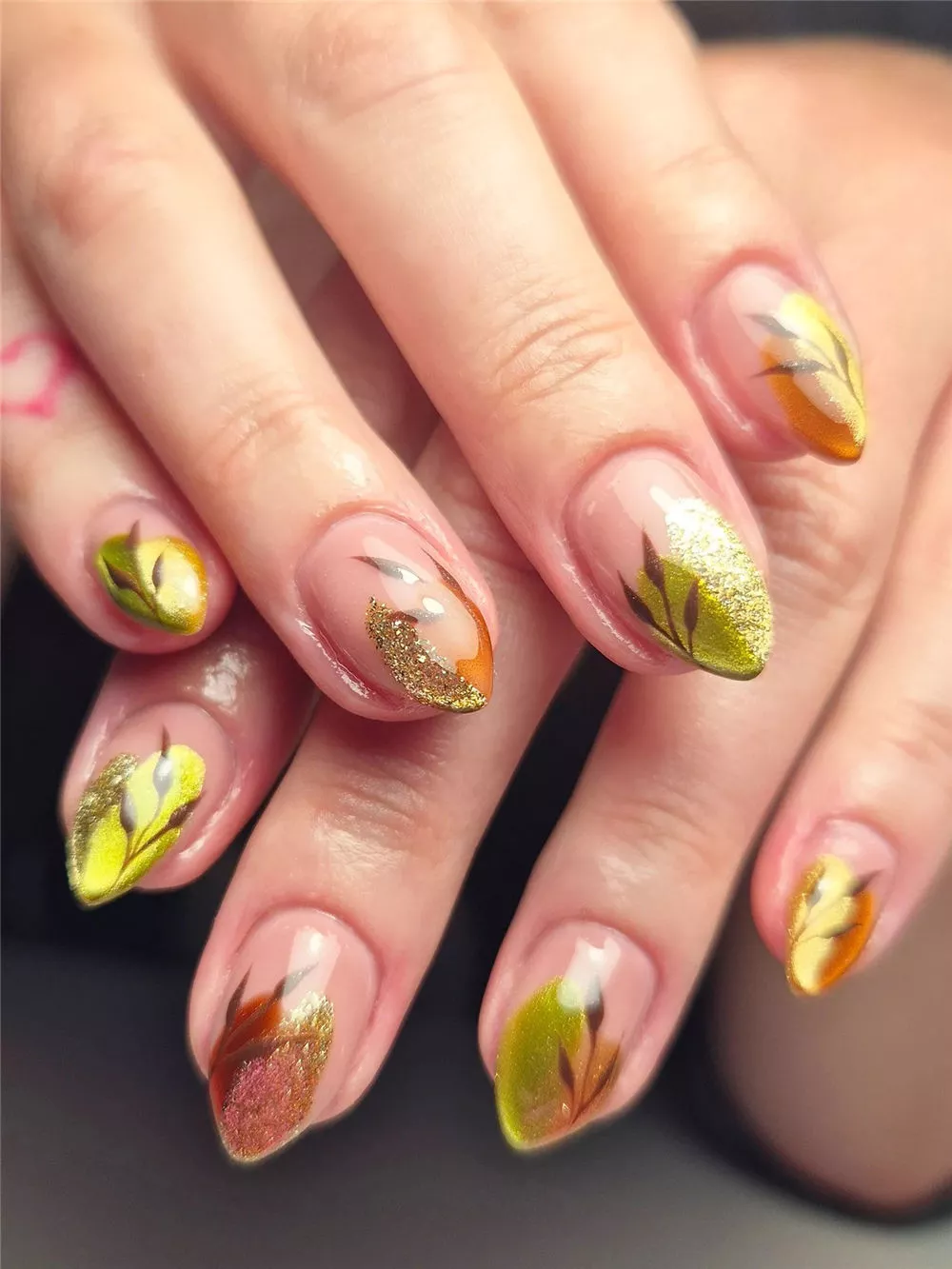 gold chrome nails