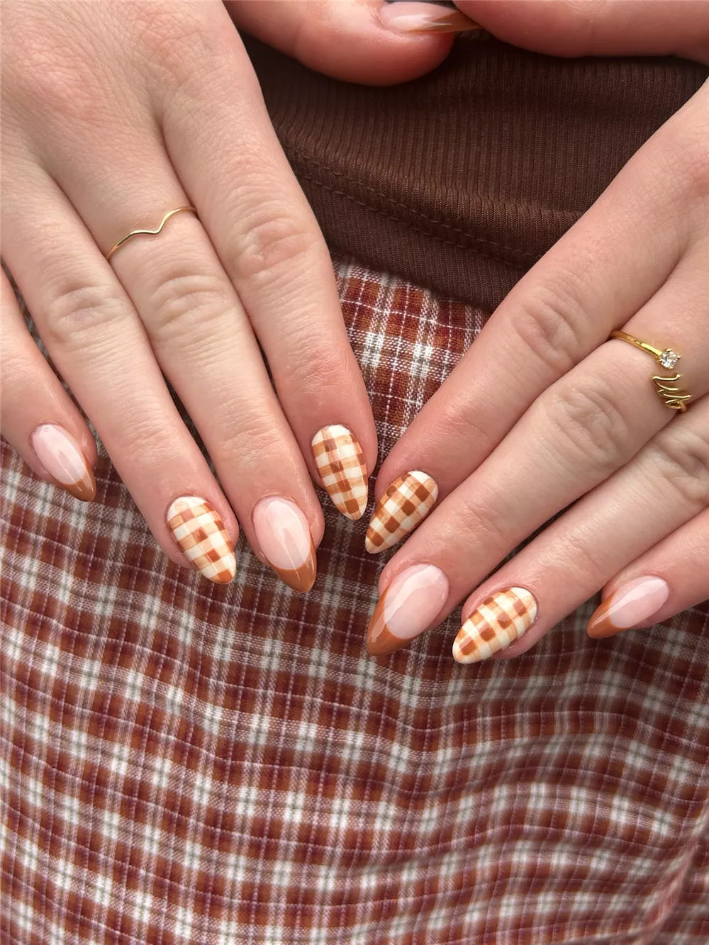 checkered nail designs