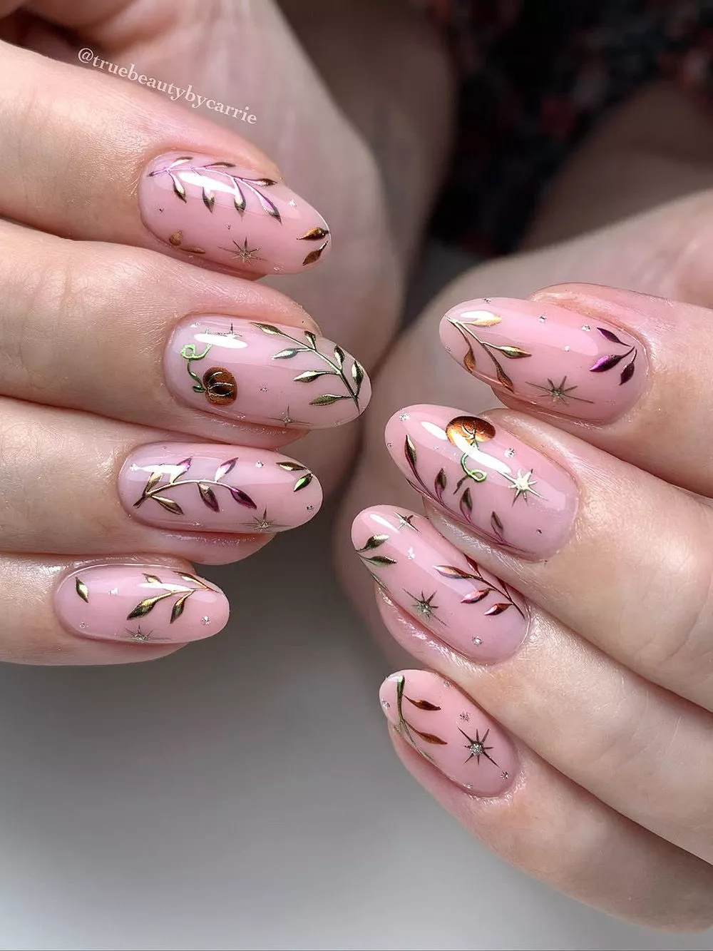 Gold Chrome Nails for Autumn