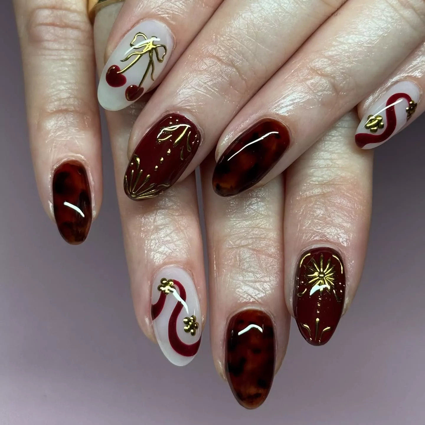 Gold Chrome Nails for Autumn