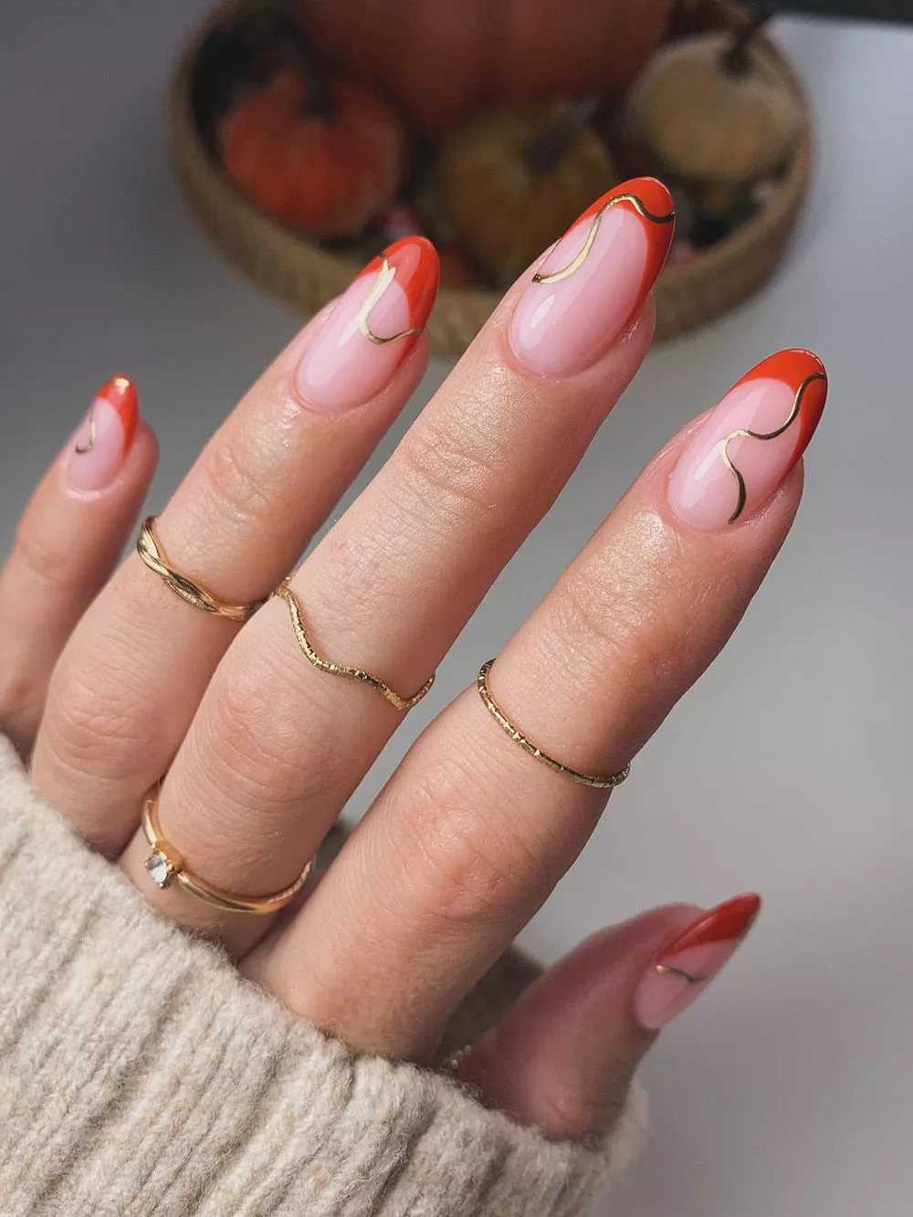 Gold Chrome Nails for Autumn