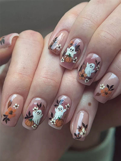 Cute Ghost Halloween Manicure
