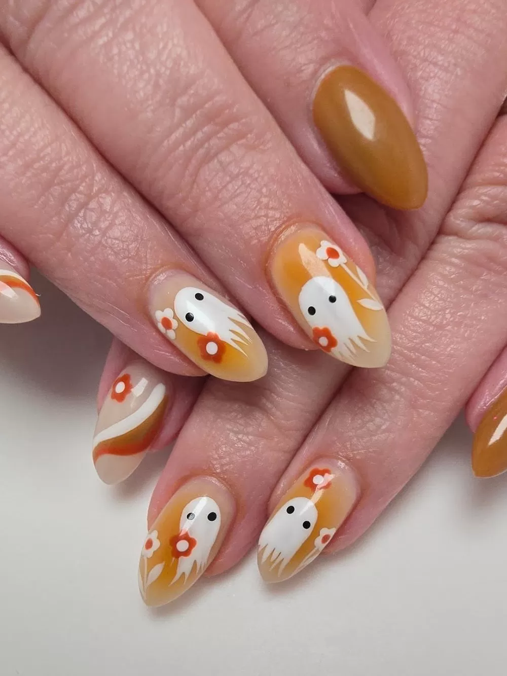 Cute Ghost Nail Art for Halloween