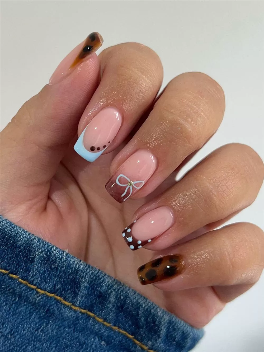 Brunette, Chocolate and Glass Yellow colour combo Nail Art